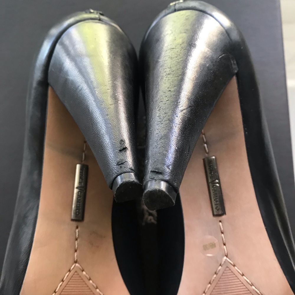 Shoes - Picture 5 of 6